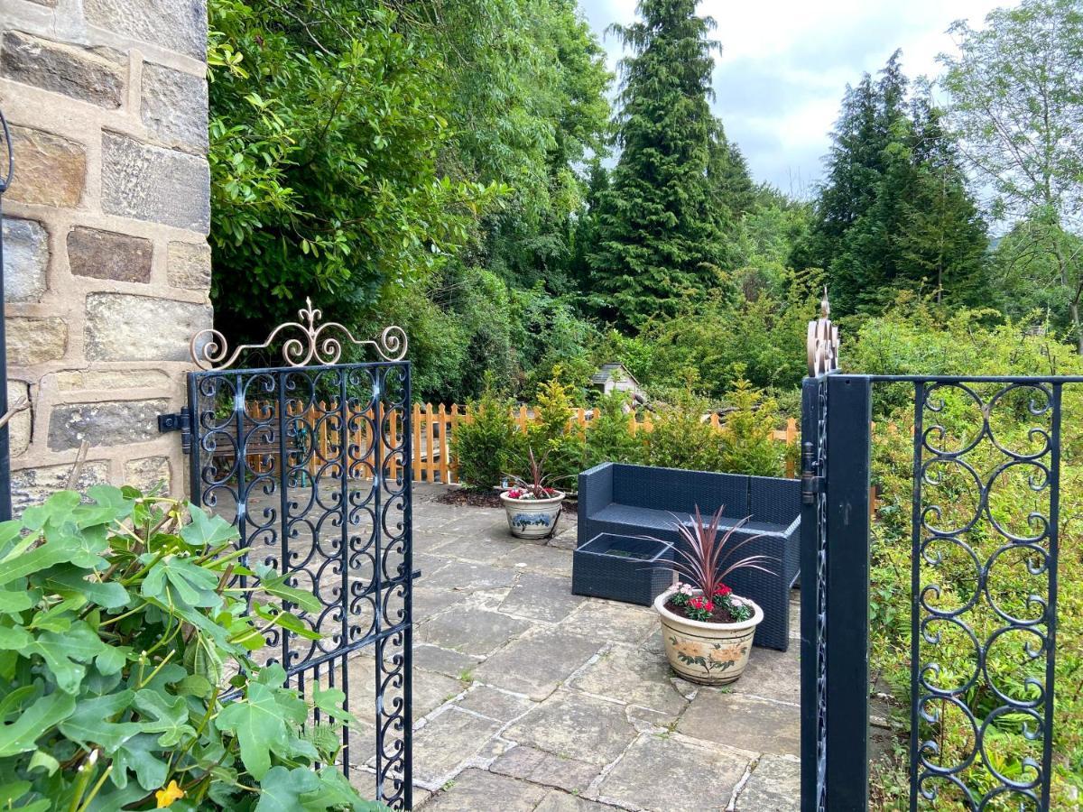 Cosy Cottage With Hot Tub And Sauna Bingley Exteriör bild